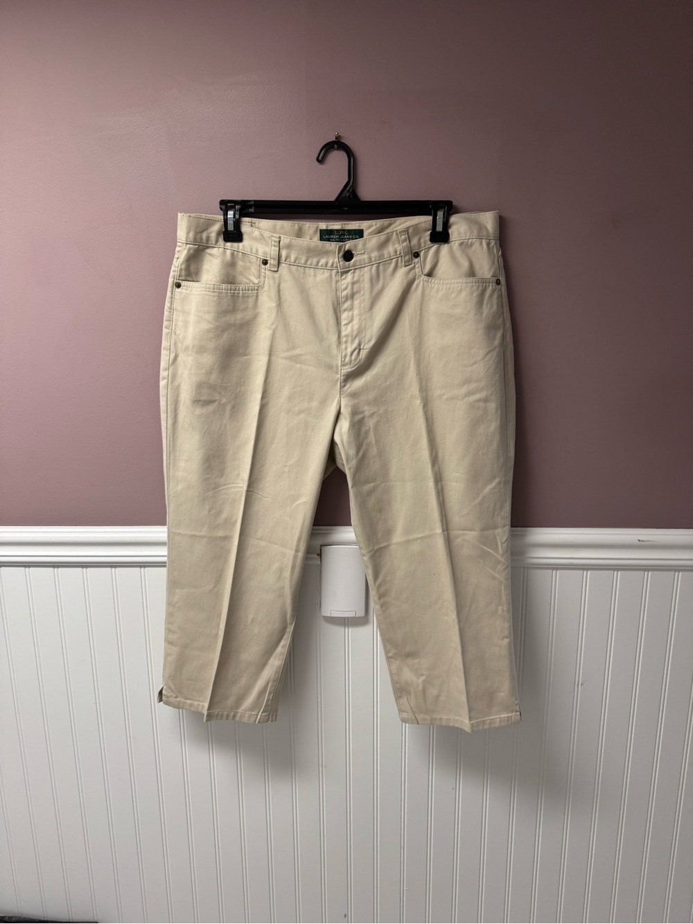 NWOT Ralph Lauren Beige Capris